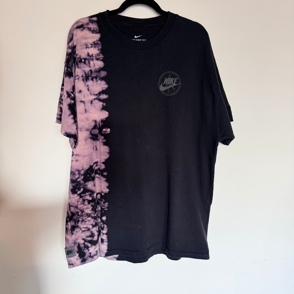 Nike Sportswear Men's NSW Max90 Two-Tone Tie-Dye Peace Unity Shirt T-Shirt XL